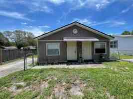 featured image of 1830 27th Ave N #E