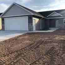 449 Longwood Ln - Photo 1 of 1
