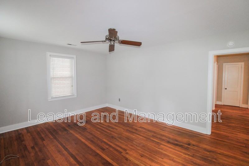 679 Savannah Hwy - Photo 2 of 19