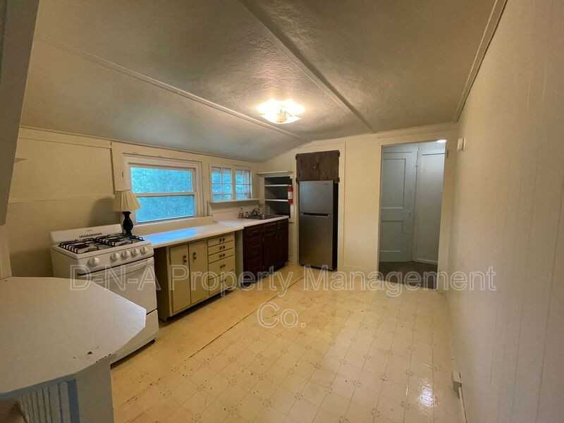 871 Lower Swiftwater Rd #2ndFL - Photo 2 of 10