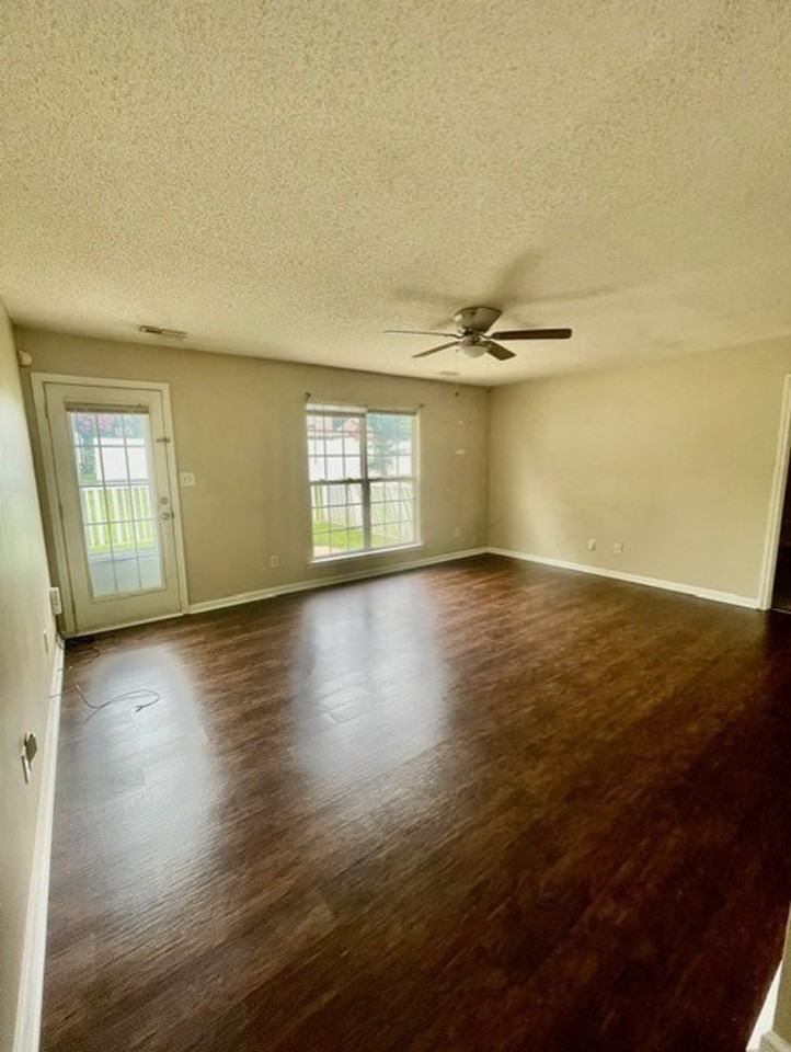 10412 10412 Goldpan Rd - Photo 4 of 22