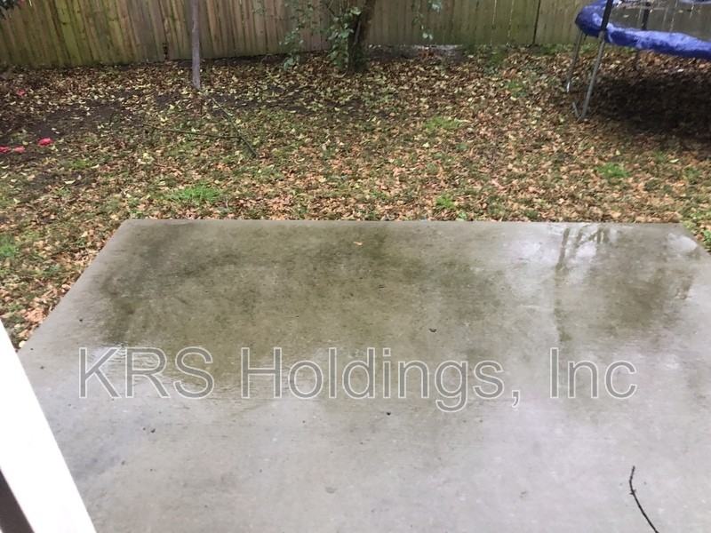 3005 Overbrook Ave - Photo 2 of 20