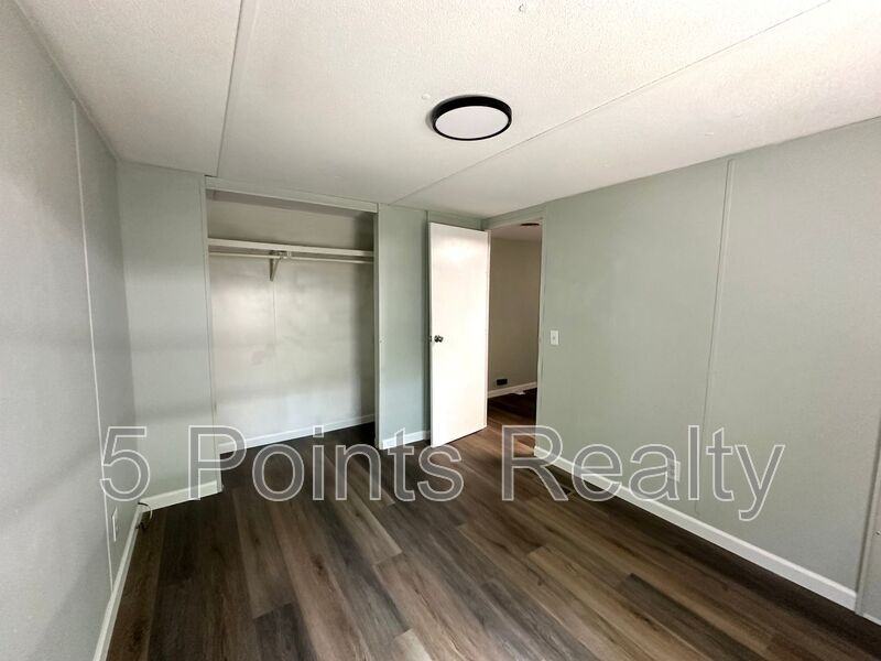 9329 Beeler Ct - Photo 5 of 15