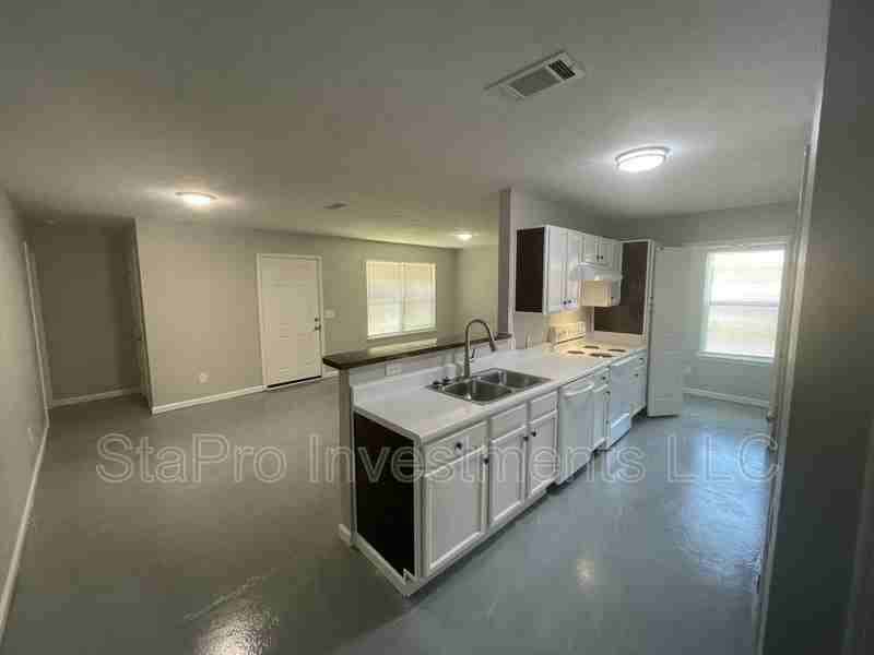 158 Village Place - Photo 2 of 13