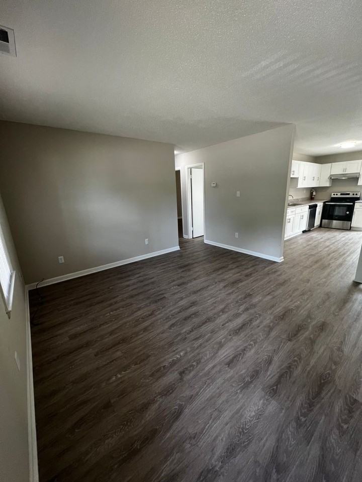 Forest Pointe - Photo 7 of 13