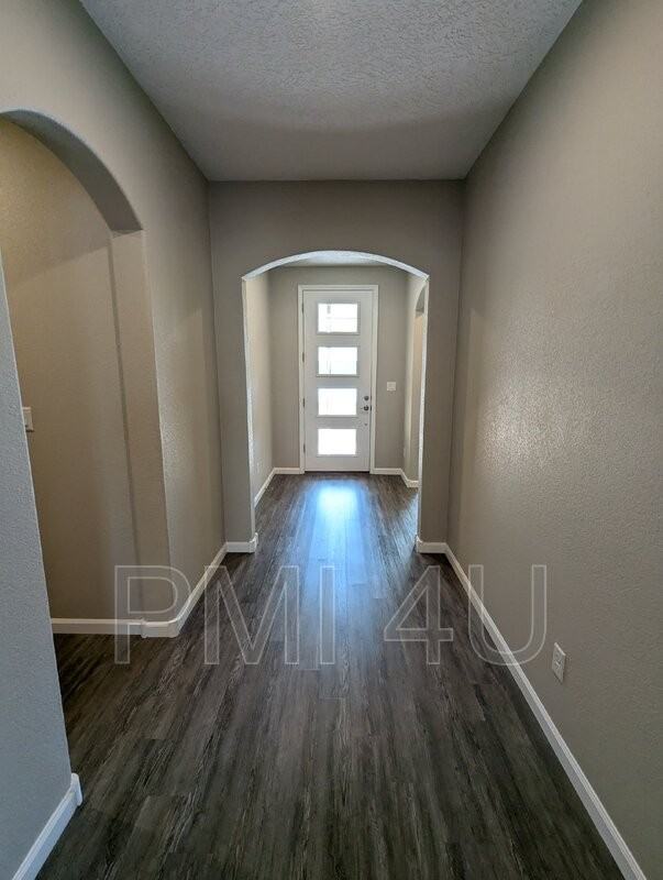 2009 Canyon Wren Ct Se - Photo 3 of 47