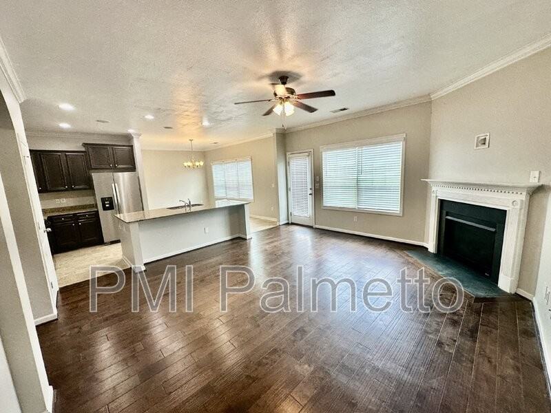 423 Easy Goer Ct - Photo 7 of 34
