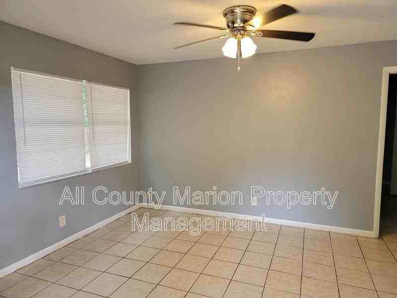 2765 Ne 48th Ct #1 - Photo 4 of 8