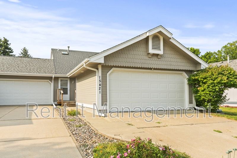 15421 R St - Photo 2 of 31