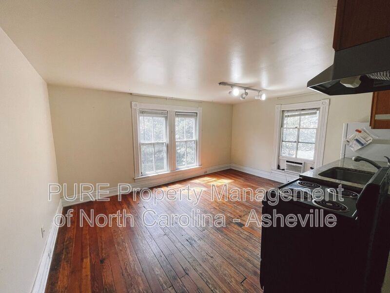 55 Starnes Ave #3 - Photo 5 of 13