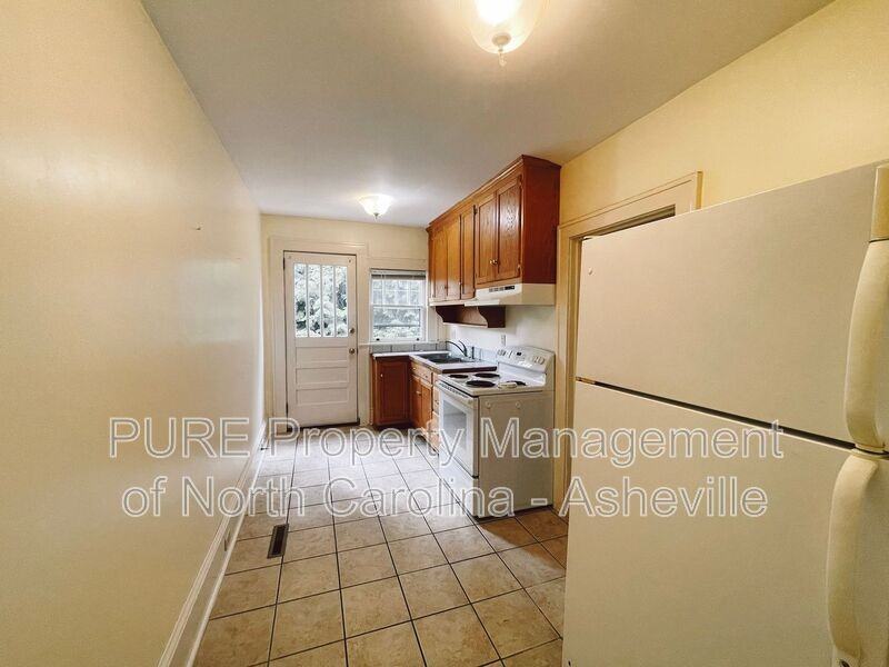 35 Dunwell Ave - Photo 2 of 9