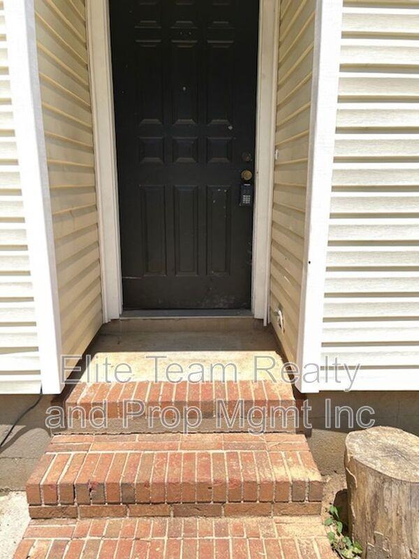 8623 Crows Nest Ln - Photo 2 of 13