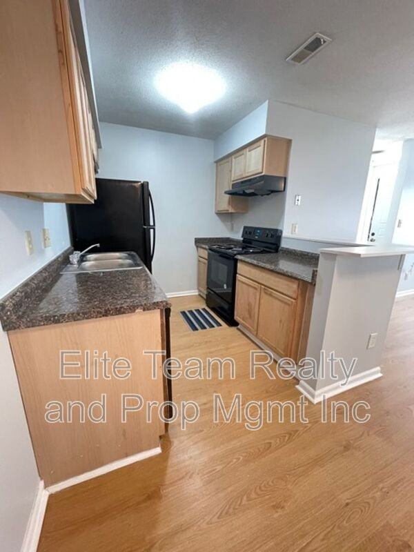 8623 Crows Nest Ln - Photo 3 of 13