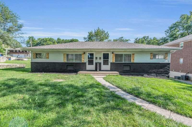 900 E T C Lea Rd - Photo 2 of 10