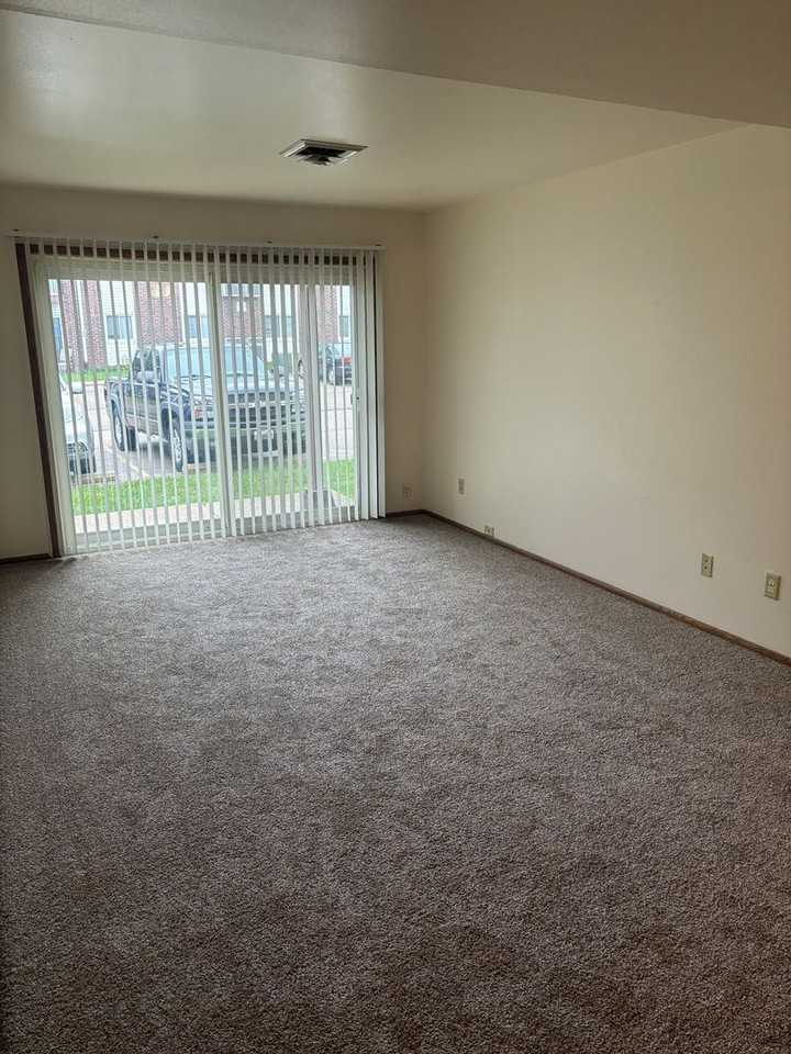 Valley Forge Apartments 321/349 - Photo 3 of 3