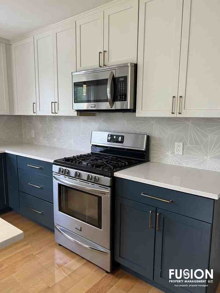 2331 Oak Hill Road - Photo 5 of 50