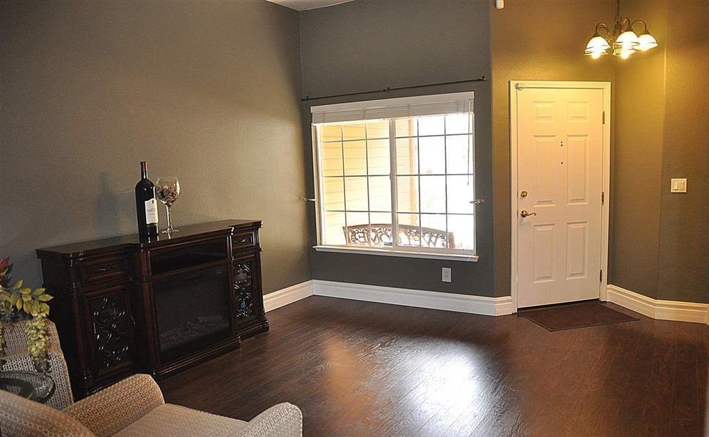 7820 Cadiz Ct - Photo 2 of 16