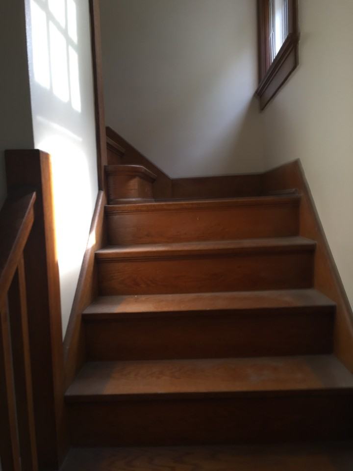 723 Nuttman Ave - (duplex) - Photo 2 of 10