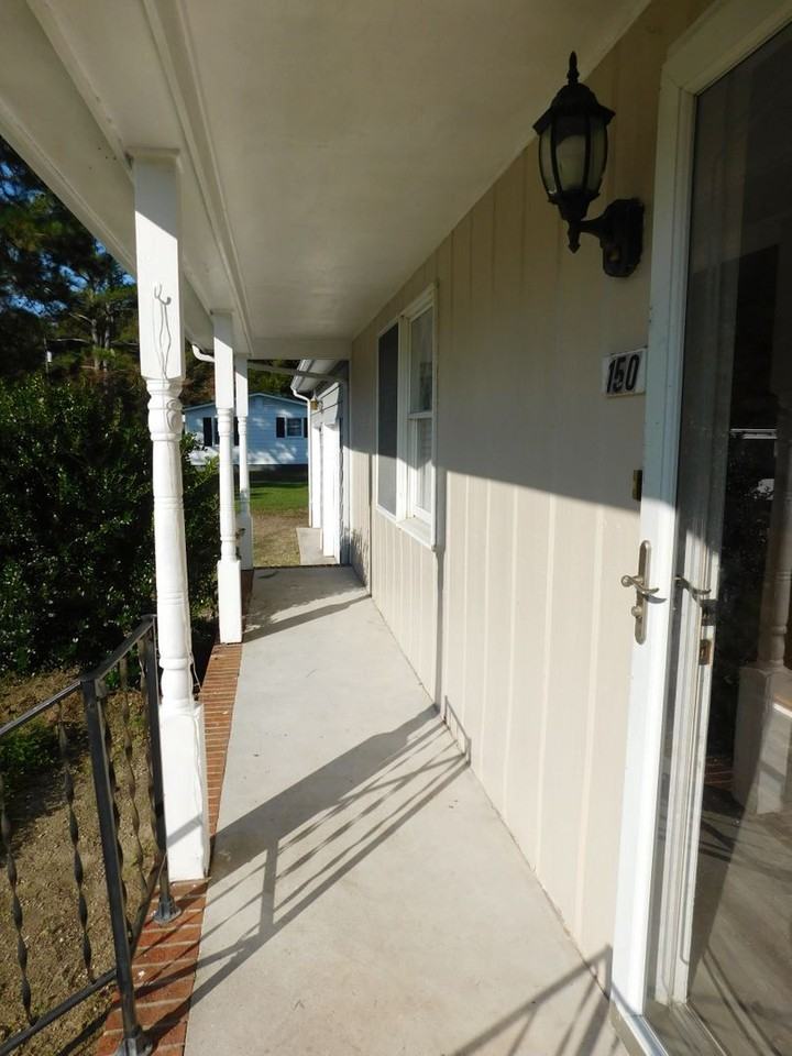 150 Arrington Rd - Photo 3 of 22