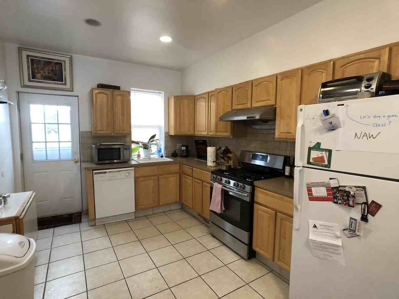 1222 S 11th St - Photo 6 of 30