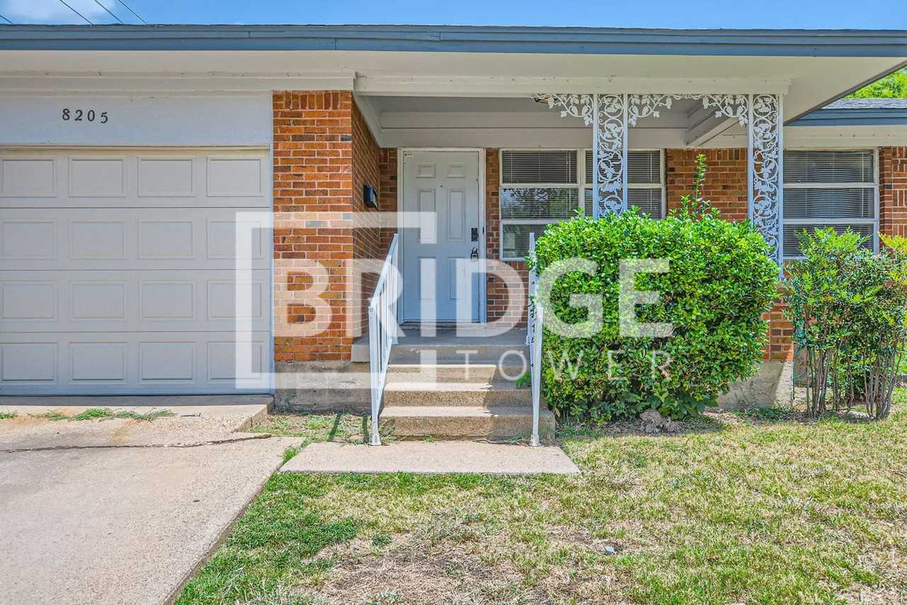 8205 Benares Dr - Photo 2 of 15