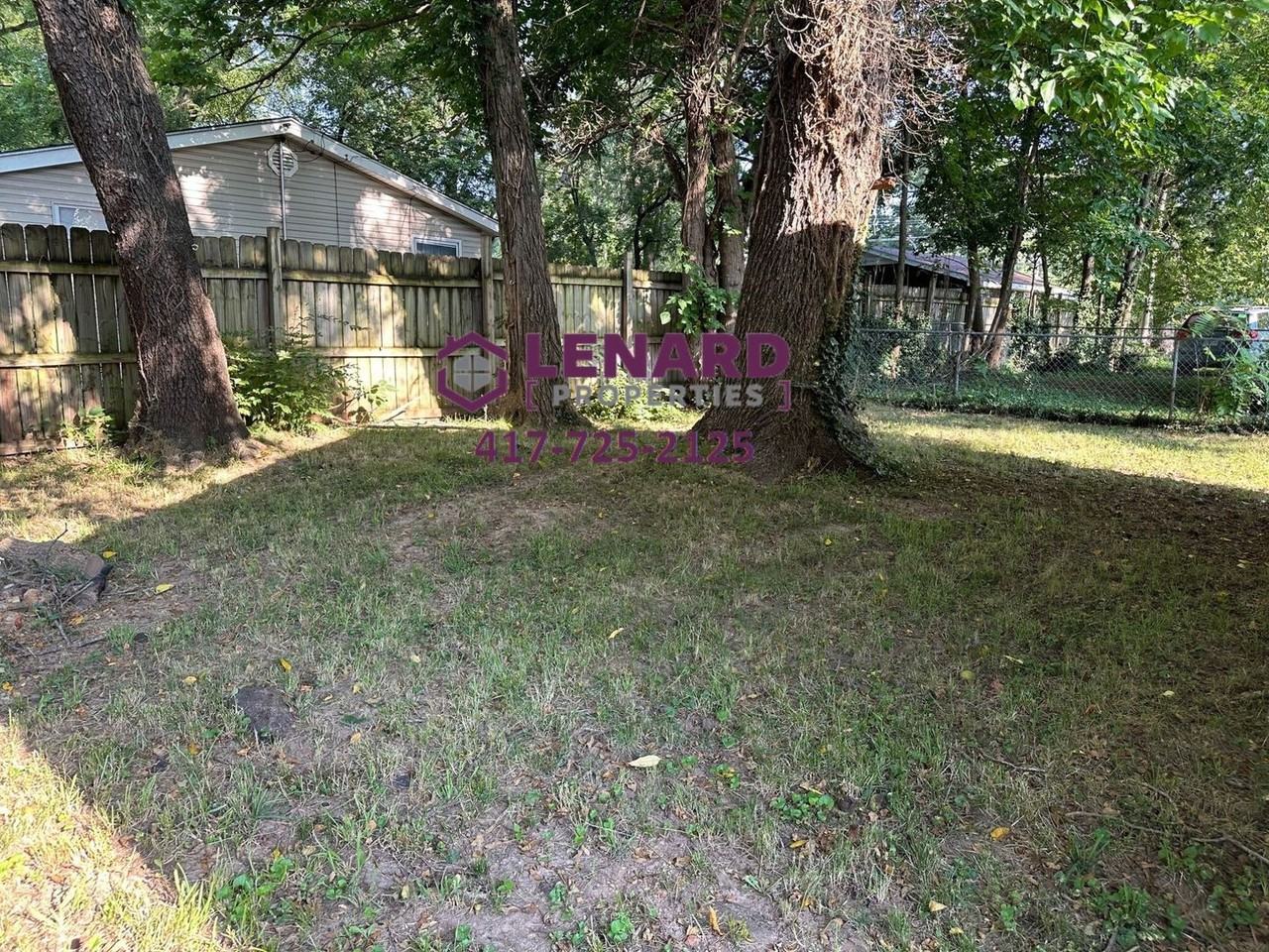 615 S Airwood Ave - Photo 2 of 18