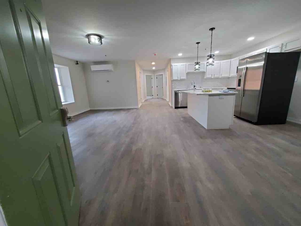 New Cinema Apartments - Photo 4 of 41