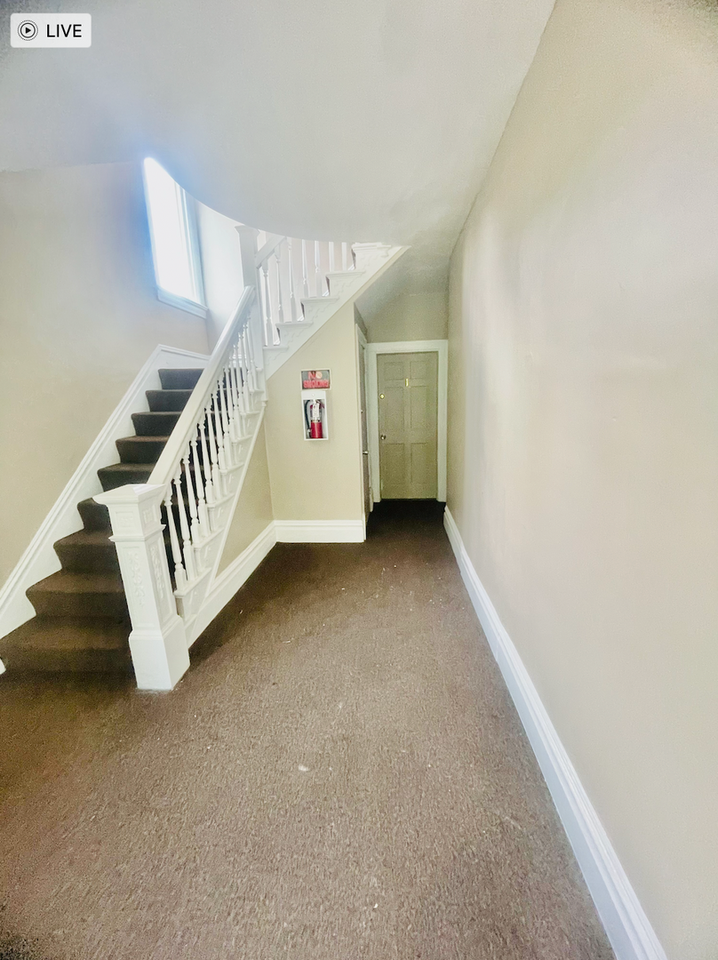 129 McGinnis Avenue (Full Service) - Photo 3 of 15