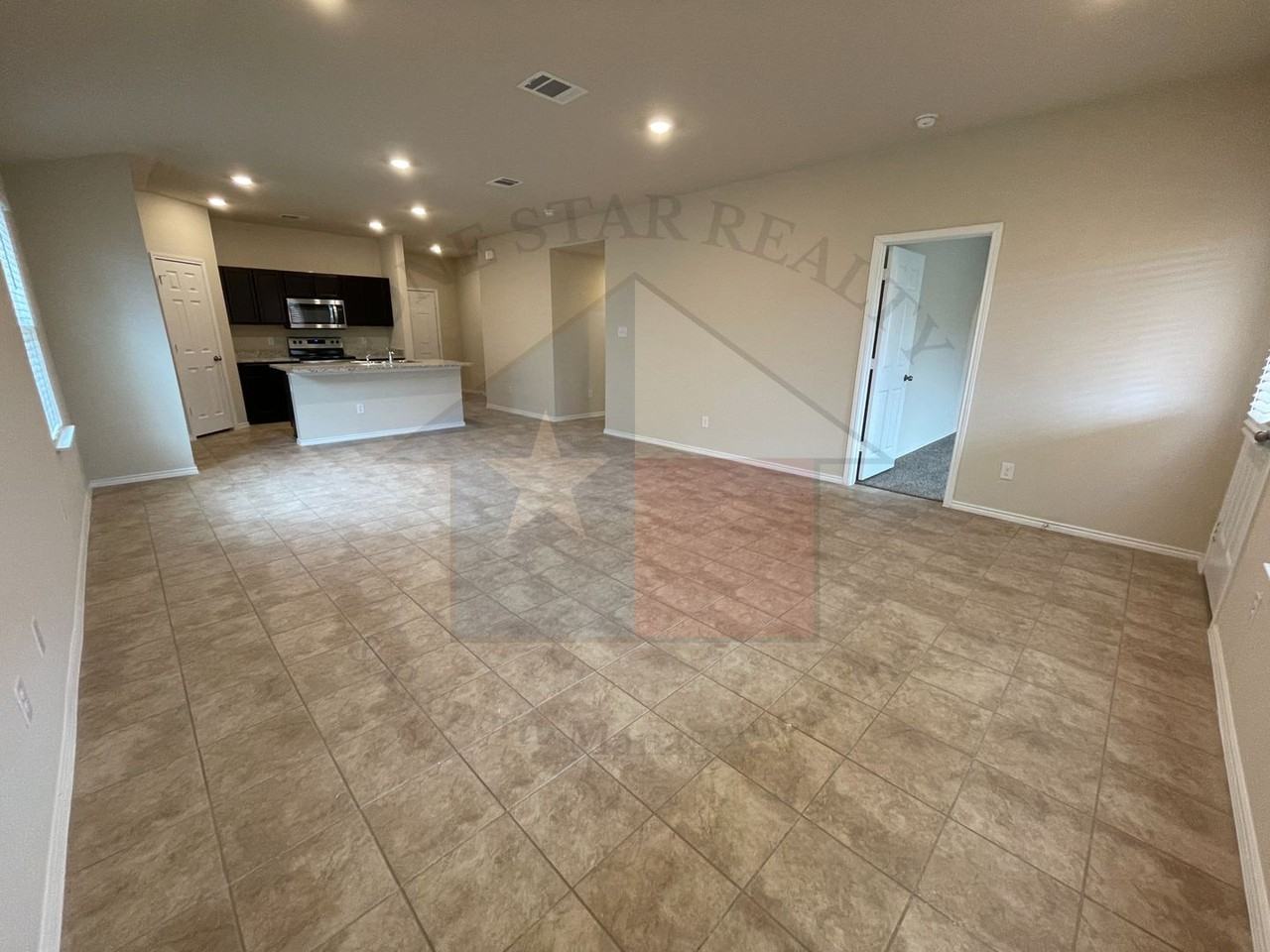 9601 Murandy Dr - Photo 2 of 20