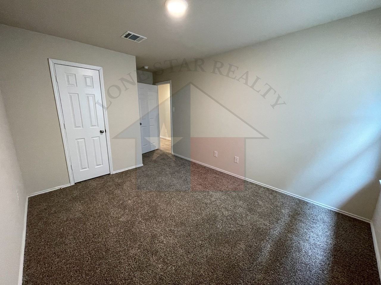 9601 Murandy Dr - Photo 7 of 20