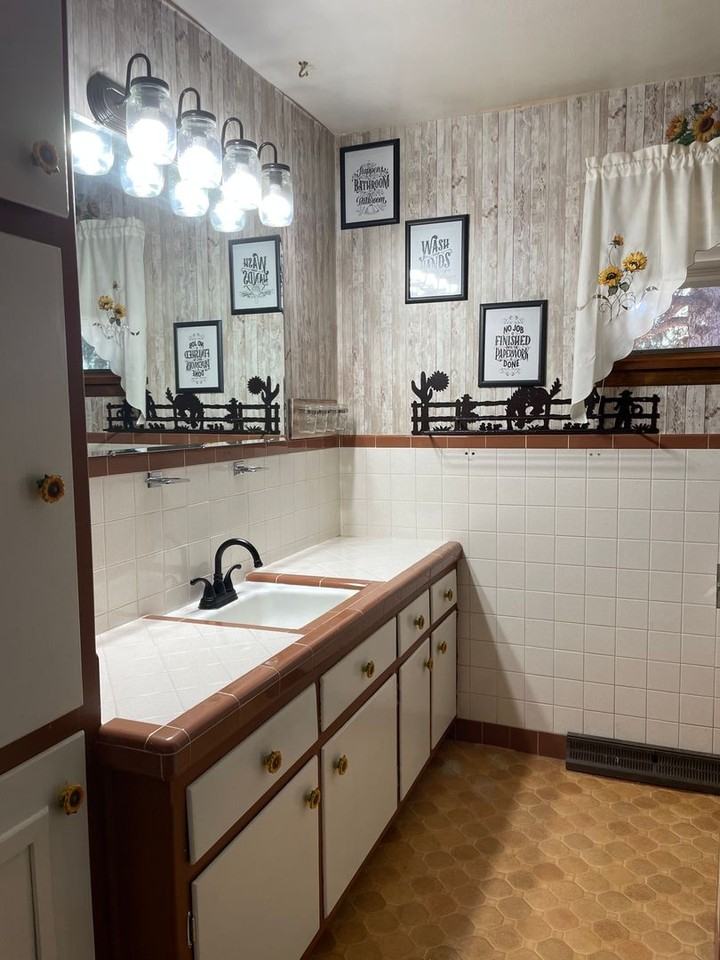 911 S Cedar St - Photo 6 of 15