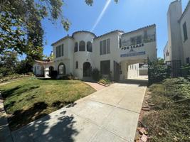 featured image of 424 N Orange Dr