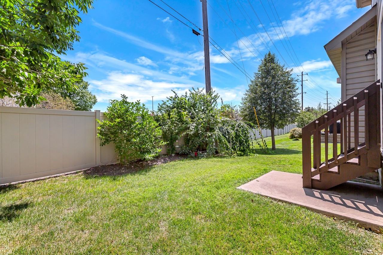 1744 Coupru Ct - Photo 3 of 18