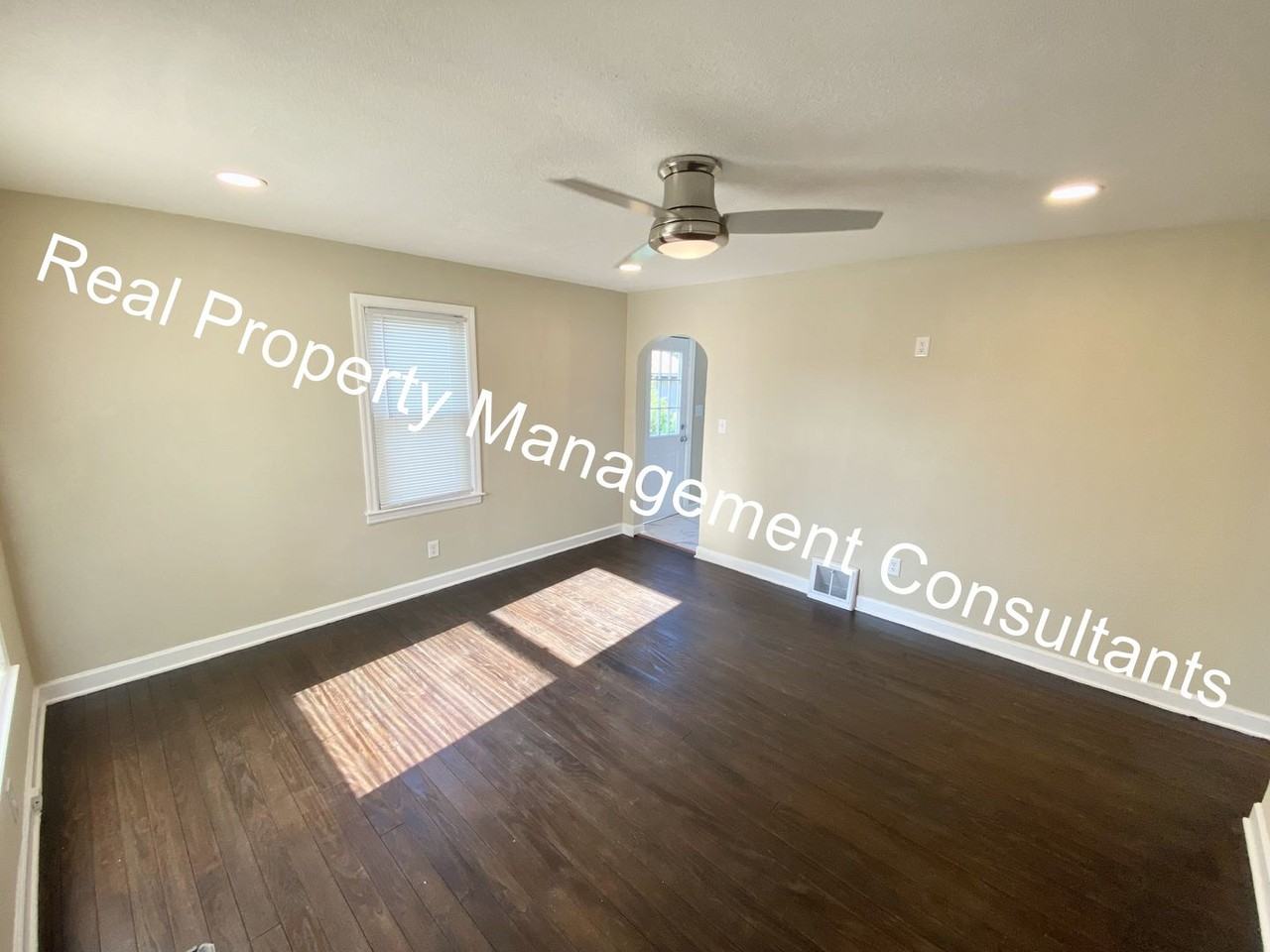 1203 N Mccoy St - Photo 3 of 25