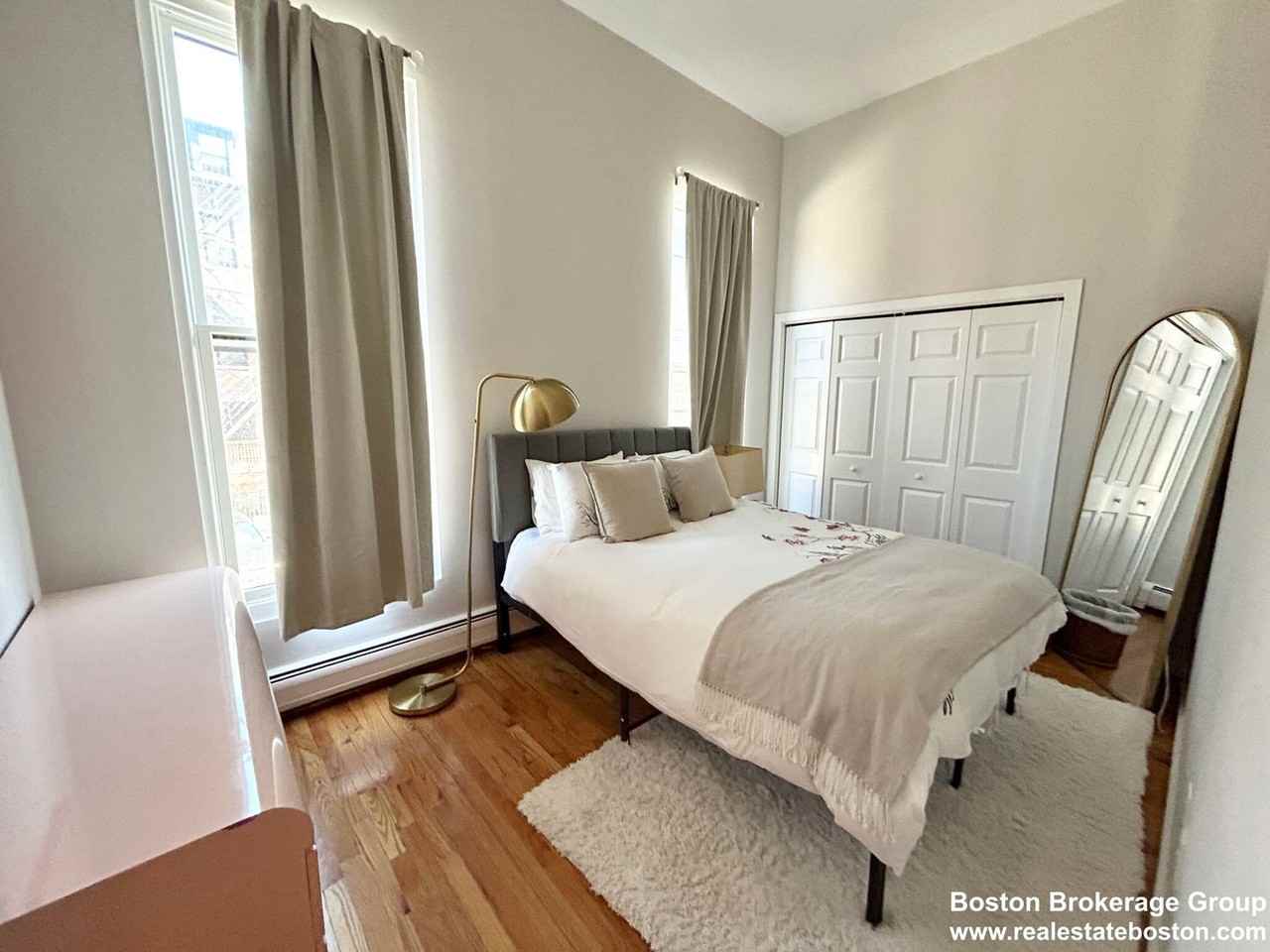 670 Massachusetts Ave - Photo 3 of 8