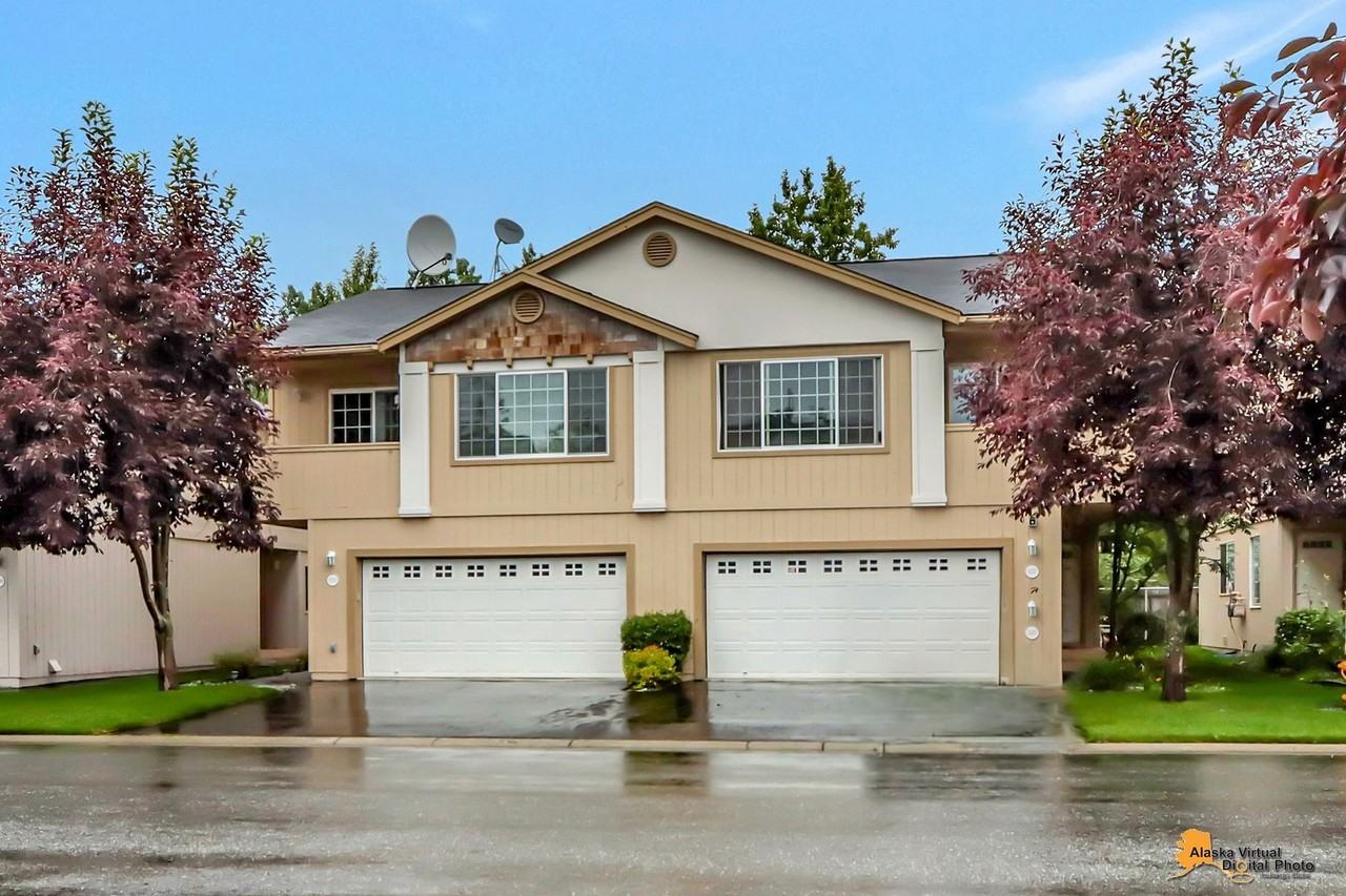 5555 Sapphire Loop - Photo 3 of 42