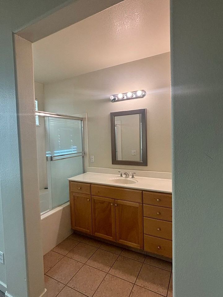 3665 Del Mar Ave - Photo 5 of 17