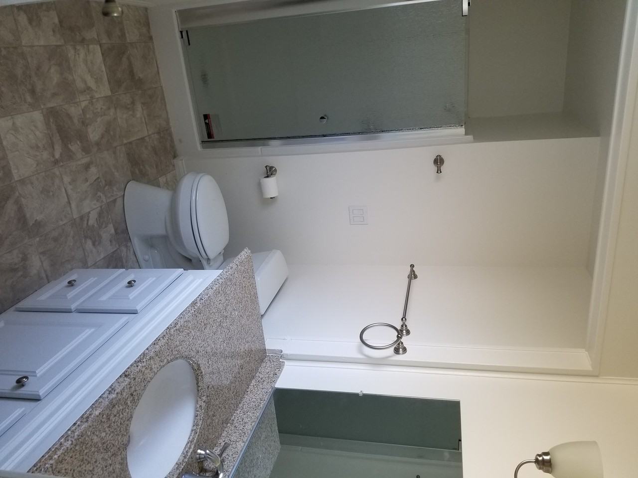 2640 Farragut Dr - Photo 3 of 15