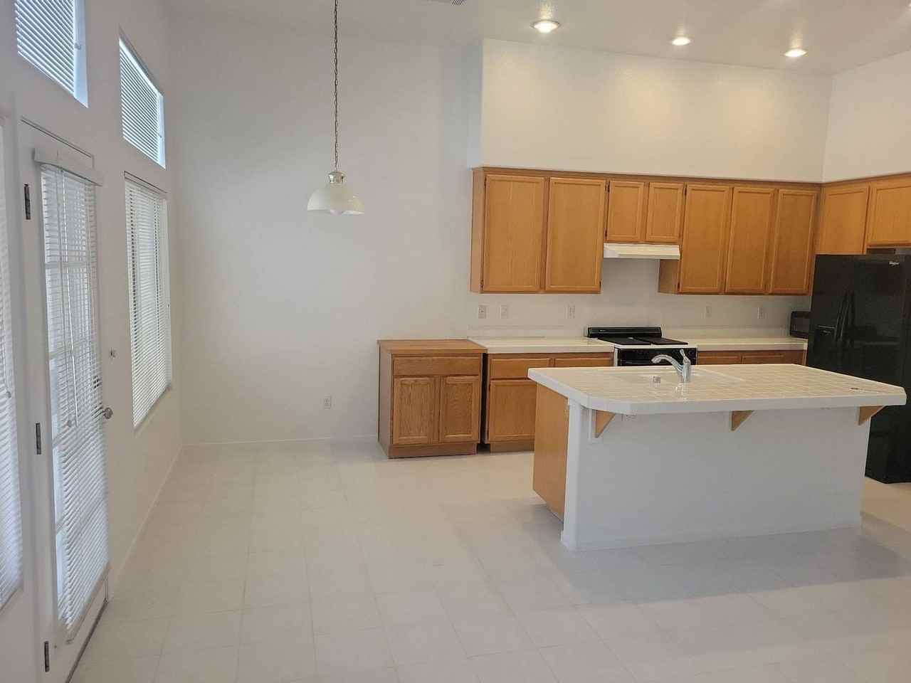 3305 Ariba St - Photo 3 of 19