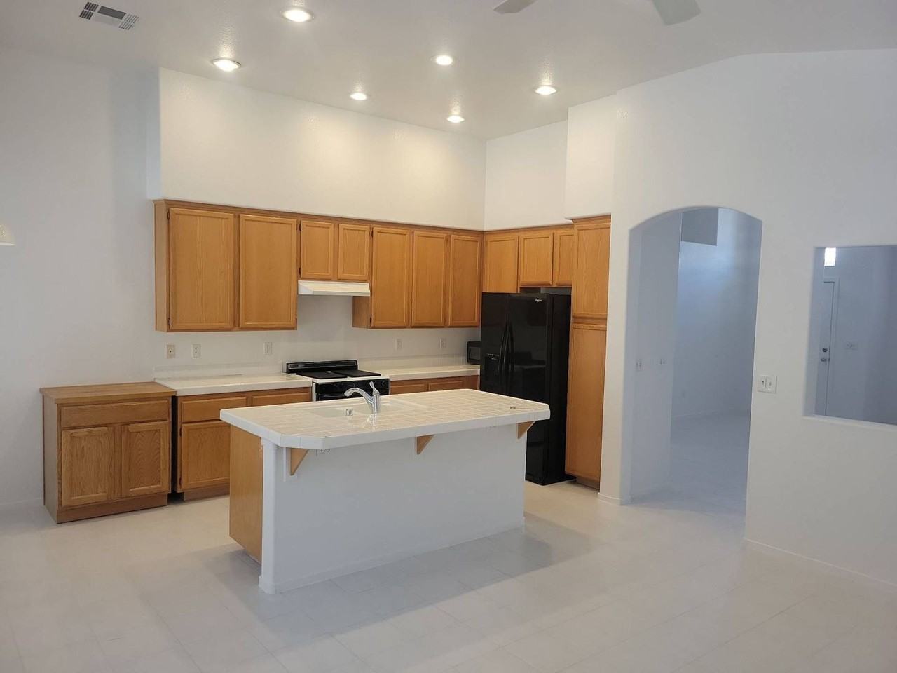 3305 Ariba St - Photo 4 of 19