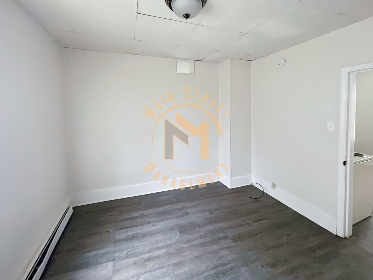 734 Elmore St. - Photo 3 of 9