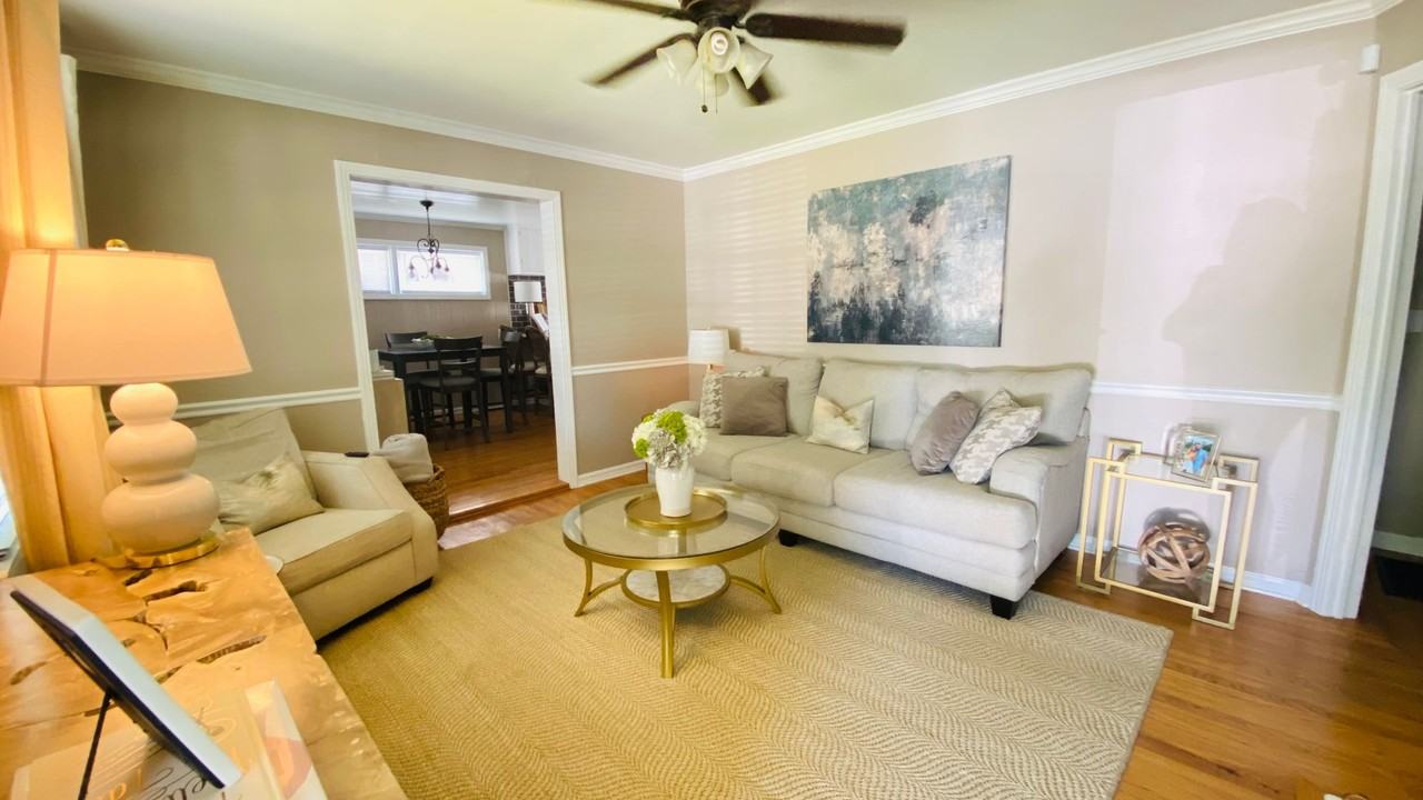 11 Arlington Dr - Photo 4 of 23