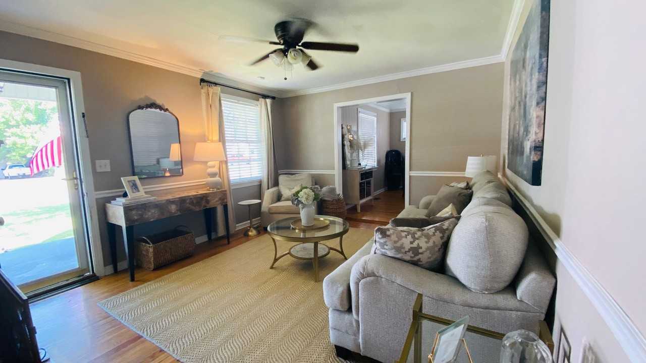 11 Arlington Dr - Photo 5 of 23