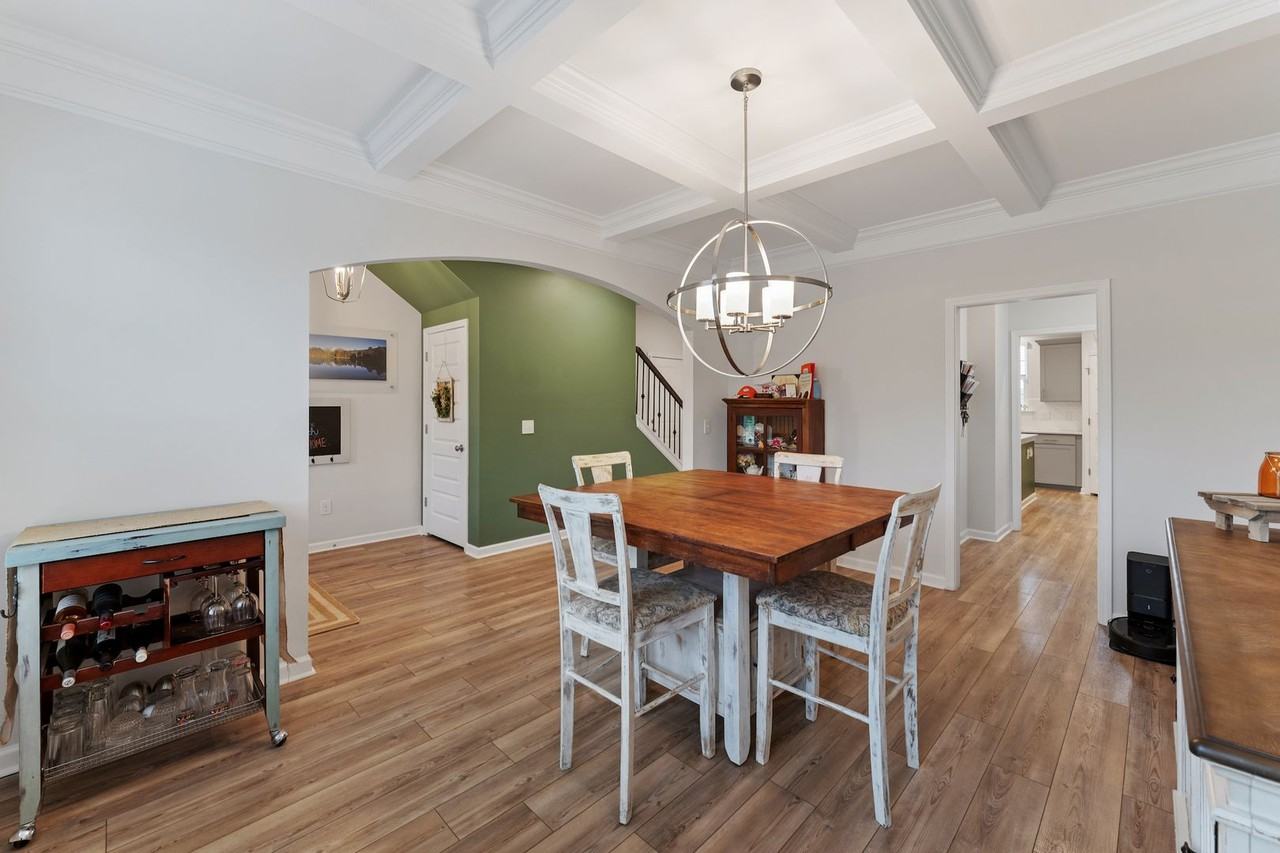 505 S Oak Crest Dr - Photo 6 of 43