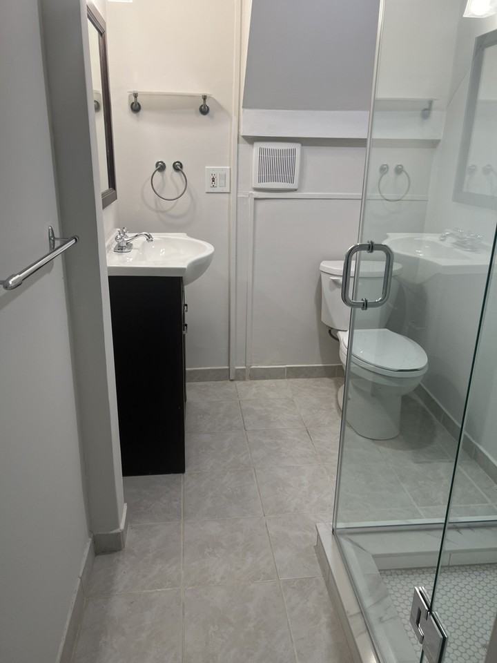 54 Graylee Ave - Photo 3 of 8