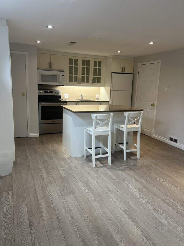 54 Graylee Ave - Photo 2 of 8