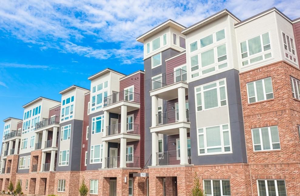 Summit Square - Photo 4 of 30