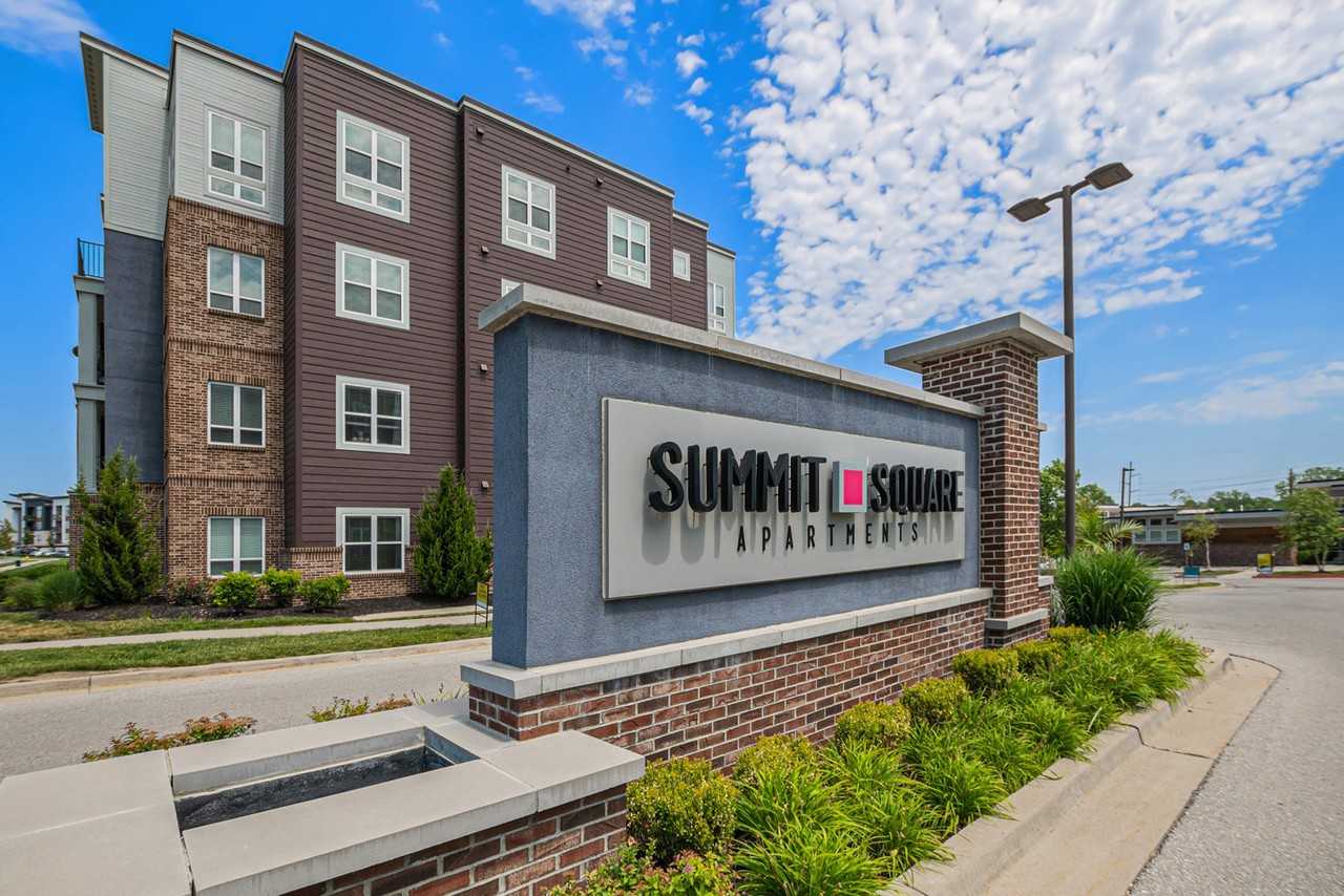 Summit Square - Photo 6 of 30