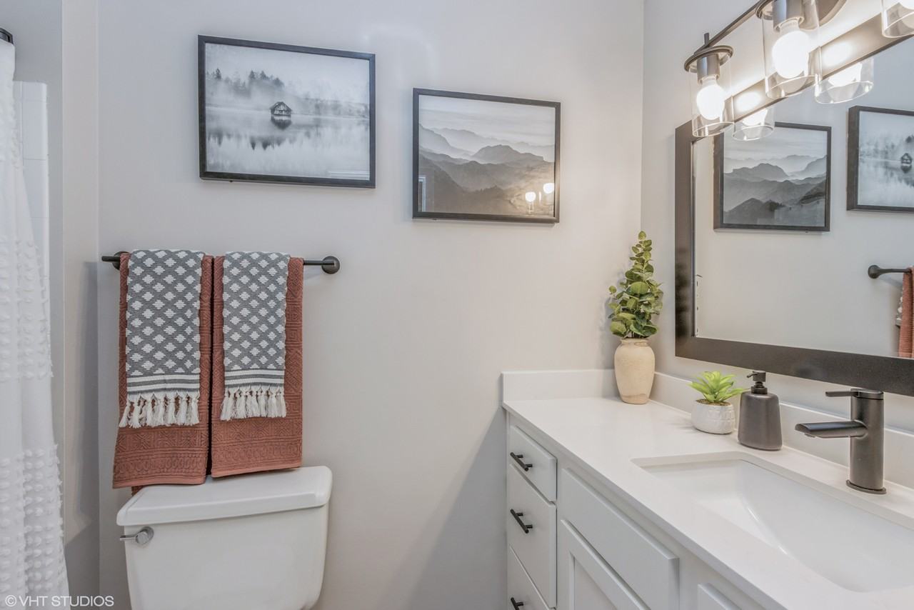 Kenilworth Apartments - Photo 3 of 50