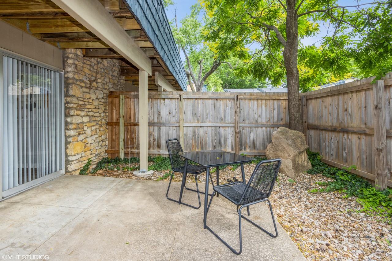 Kenilworth Apartments - Photo 7 of 50